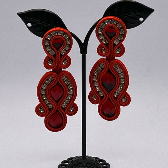 Romantic Red Elegant Dangle Earrings - Soutache Wedding Earrings - Glam Earrings - Picture 10 of 10